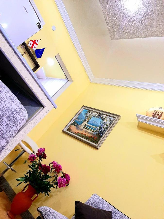 Apartmán Day In Bordžomi Exteriér fotografie