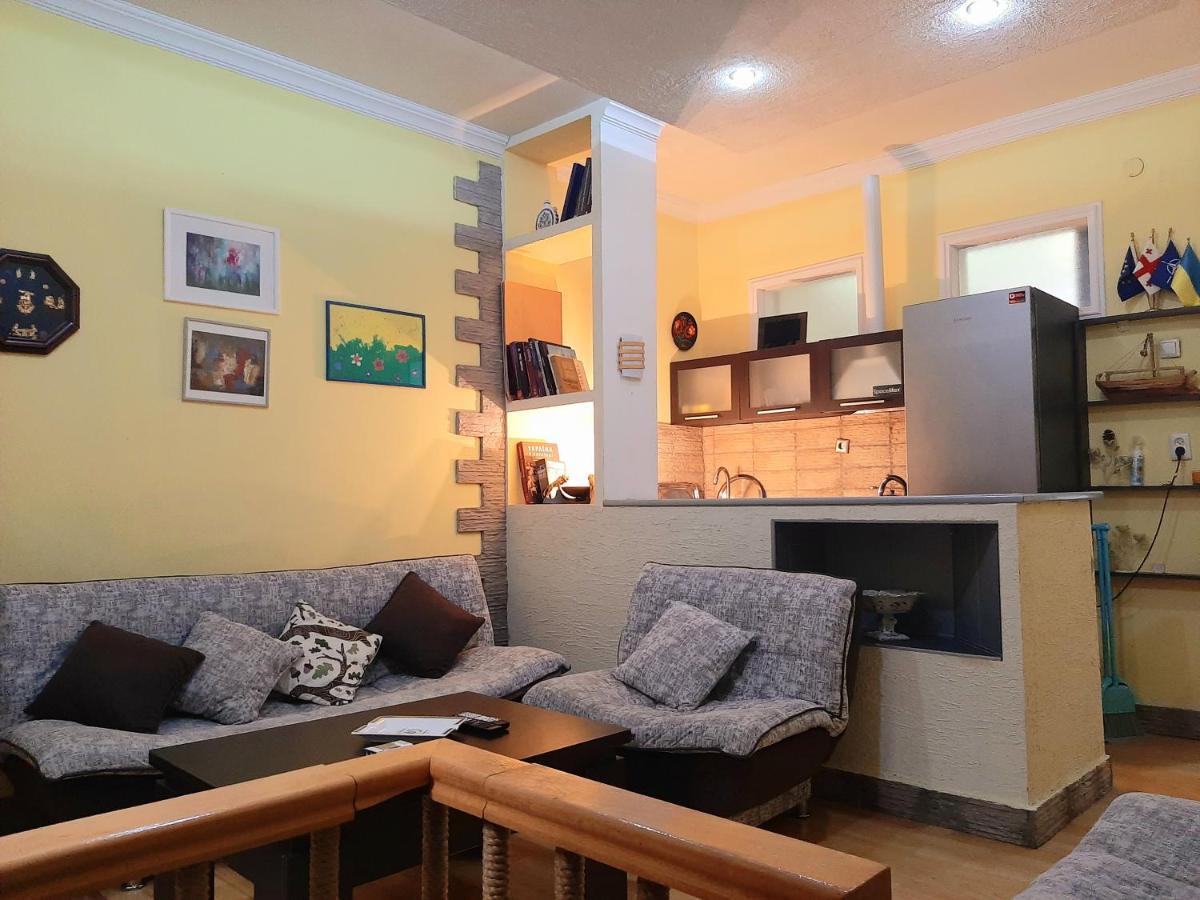 Apartmán Day In Bordžomi Exteriér fotografie